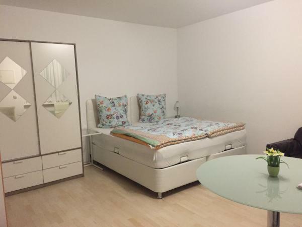 Pensionsappartments Blitz Висбаден Экстерьер фото